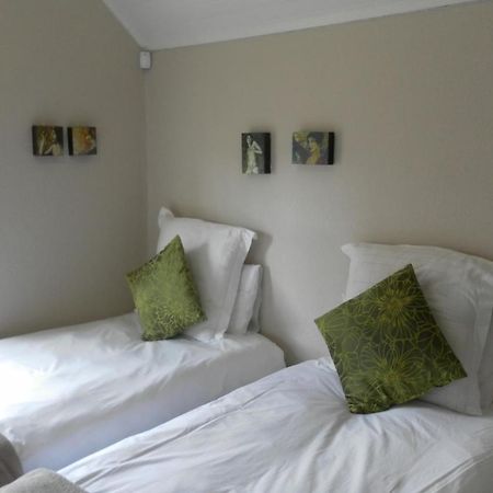 Zareba B&B Guesthouse Glendinningvale Екстериор снимка